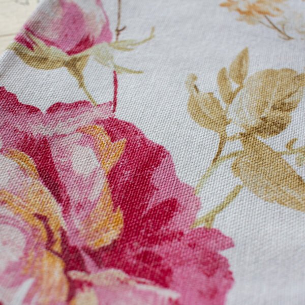 Coupons de tissus pour broderie – vintages façon roses anglaises- plusieurs motifs
