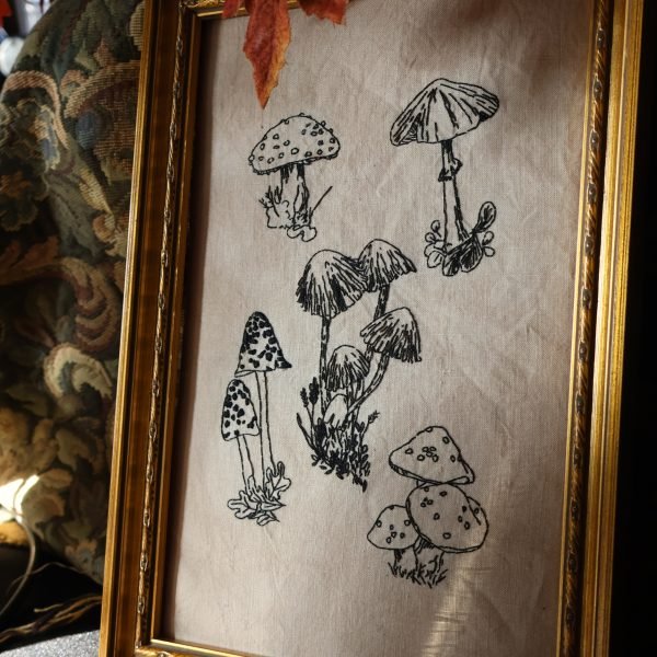 Carnet à broder n°4 – Les champignons – planche de champignons à broder