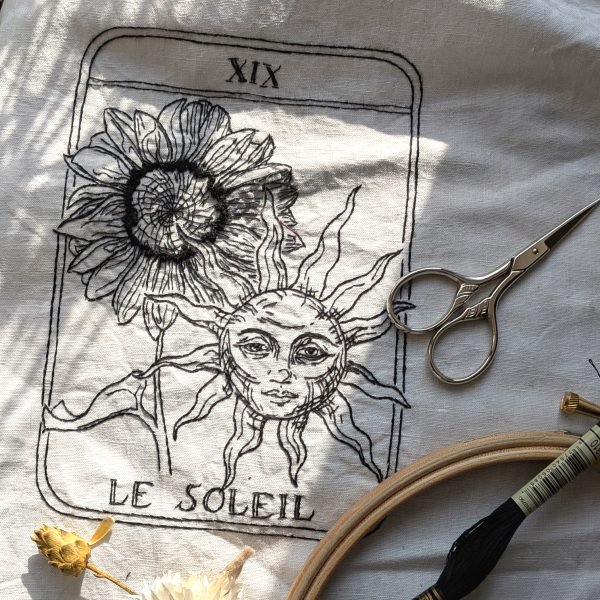 Le soleil – Carte de tarot brodée –